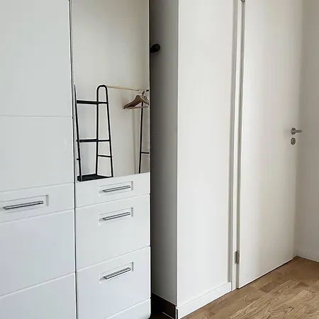 Apartment Spacious Work-focused In 3